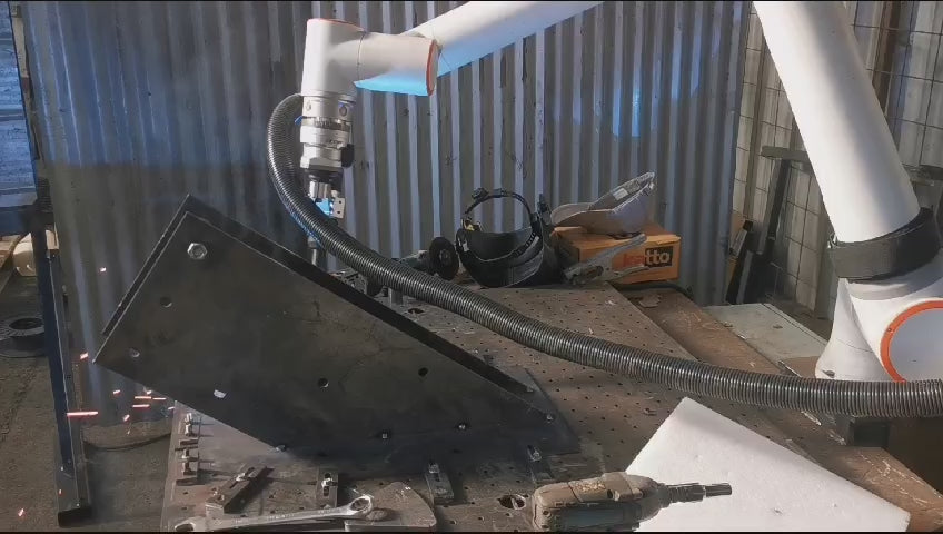 Load video: Fairino Cobot FR10 Welding